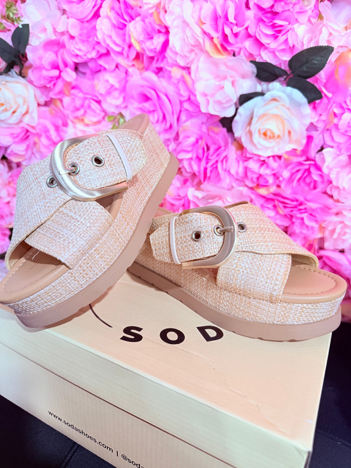 Tan Cross Wedge
