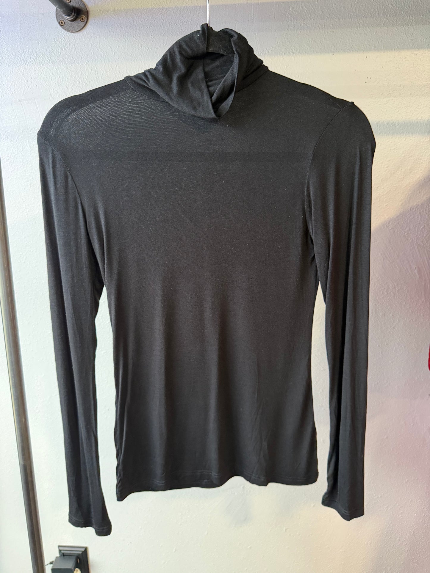 Long Sleeve Turtle Neck